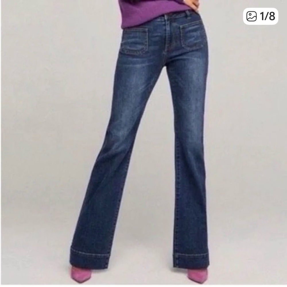 CAbi Women's Straight Leg Denim Jeans